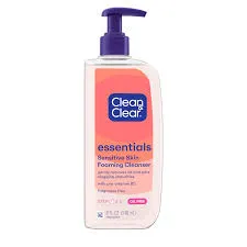 Clean And Clear Essentials Foaming Facial Cleanser Oil Free 240ML