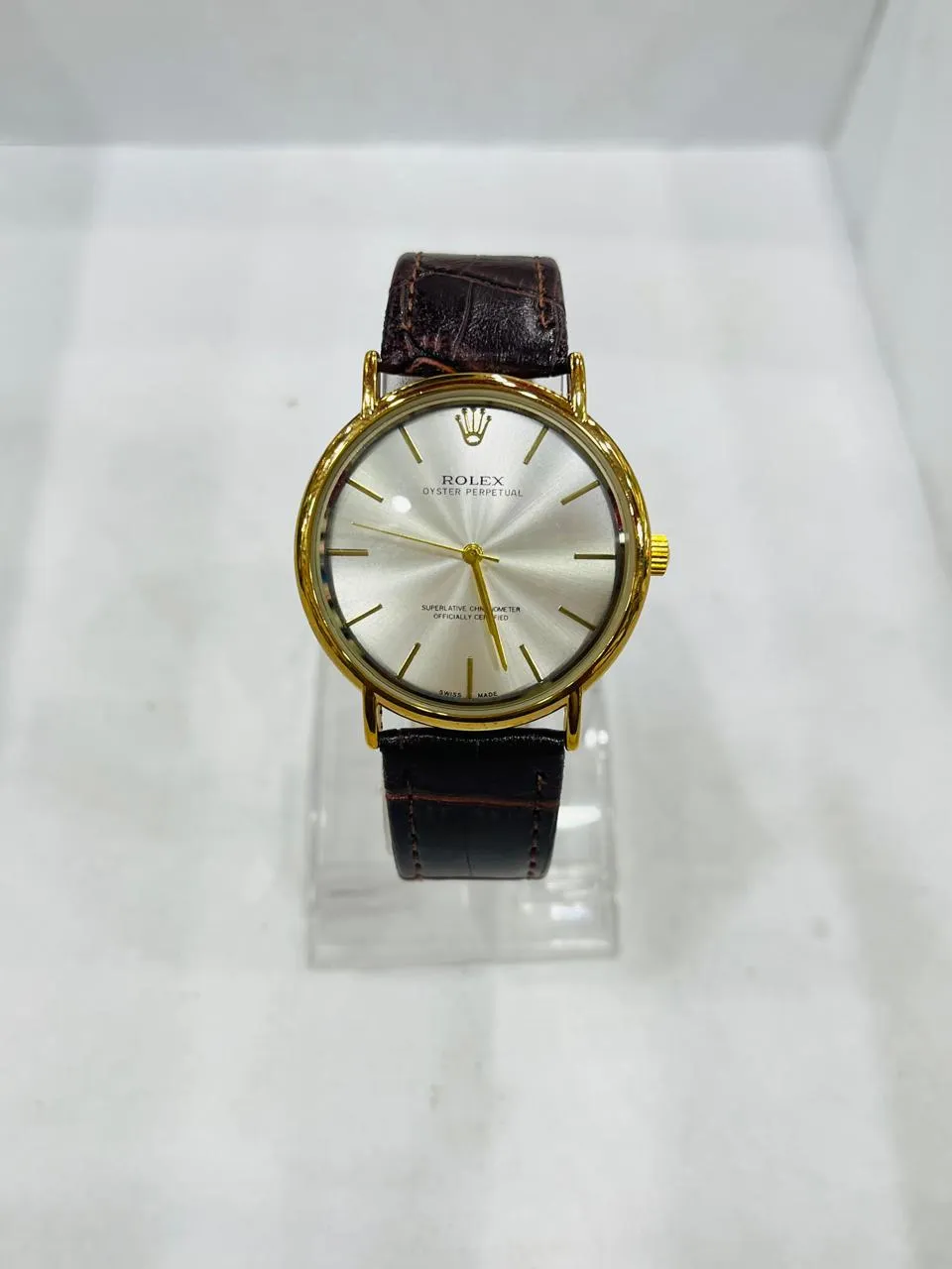 Gents Watch Mix Brand Leather Strip Round Dail
