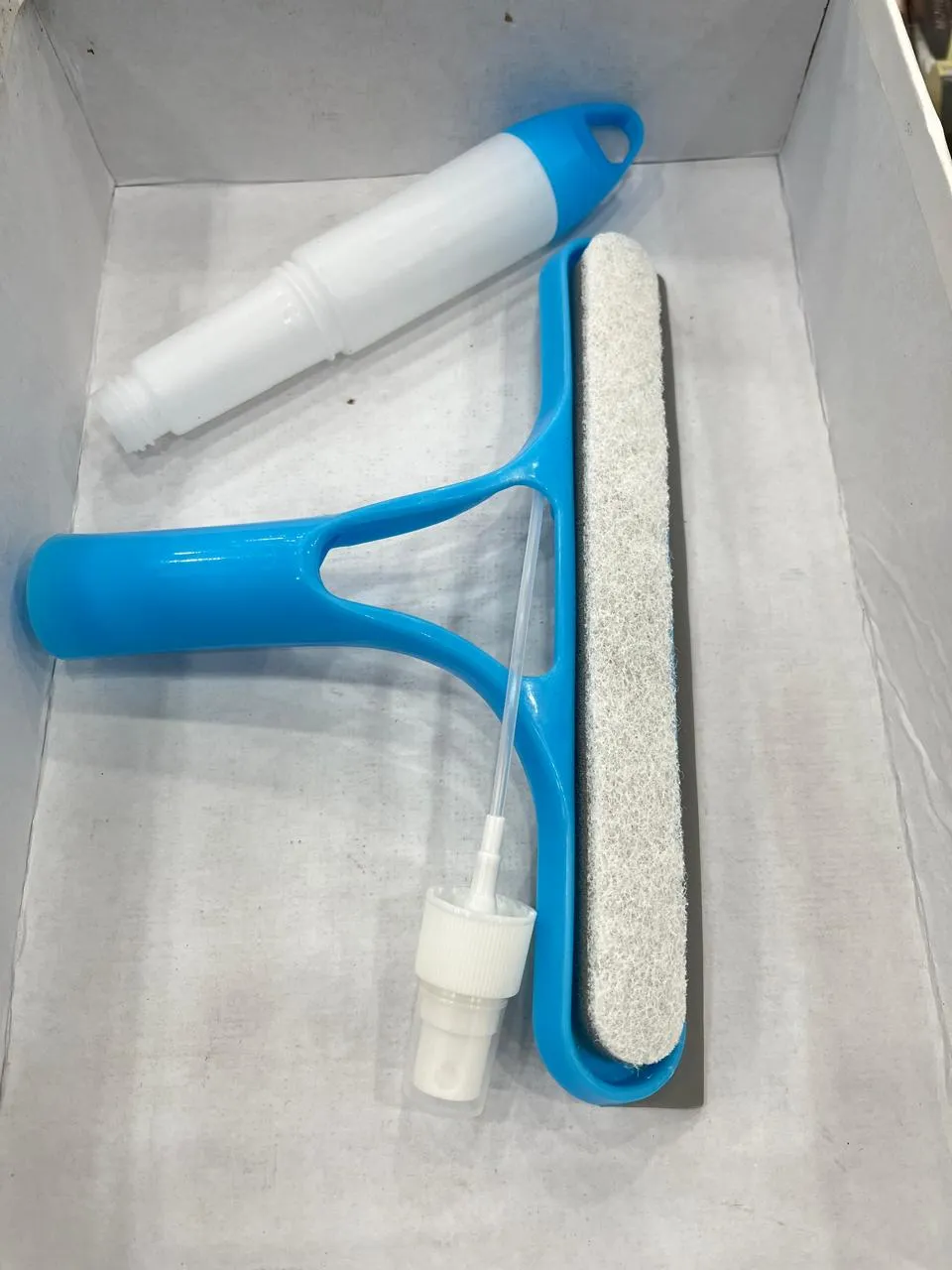 Vapour With Brush + Spray Bottle